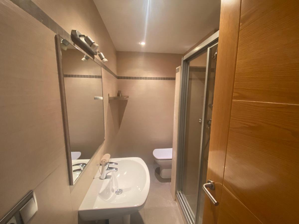 Albamar Frontline Beach Apartment 3 Bedrooms 푸엔히롤라 외부 사진