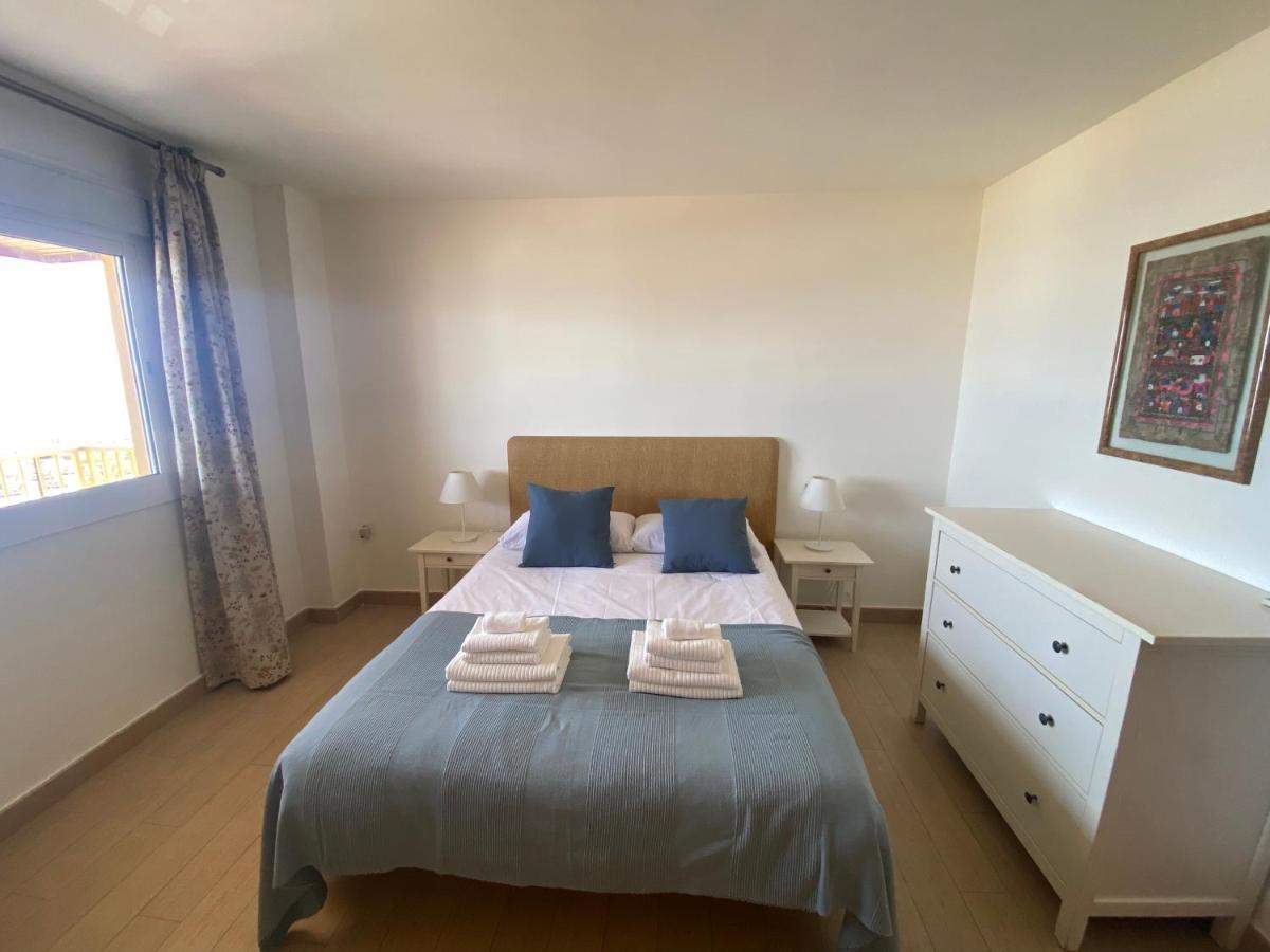 Albamar Frontline Beach Apartment 3 Bedrooms 푸엔히롤라 외부 사진