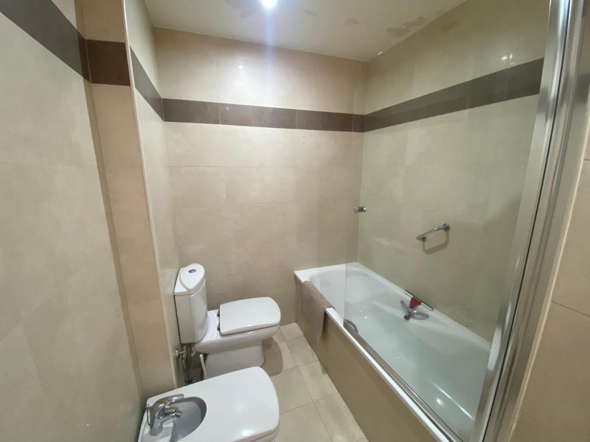 Albamar Frontline Beach Apartment 3 Bedrooms 푸엔히롤라 외부 사진