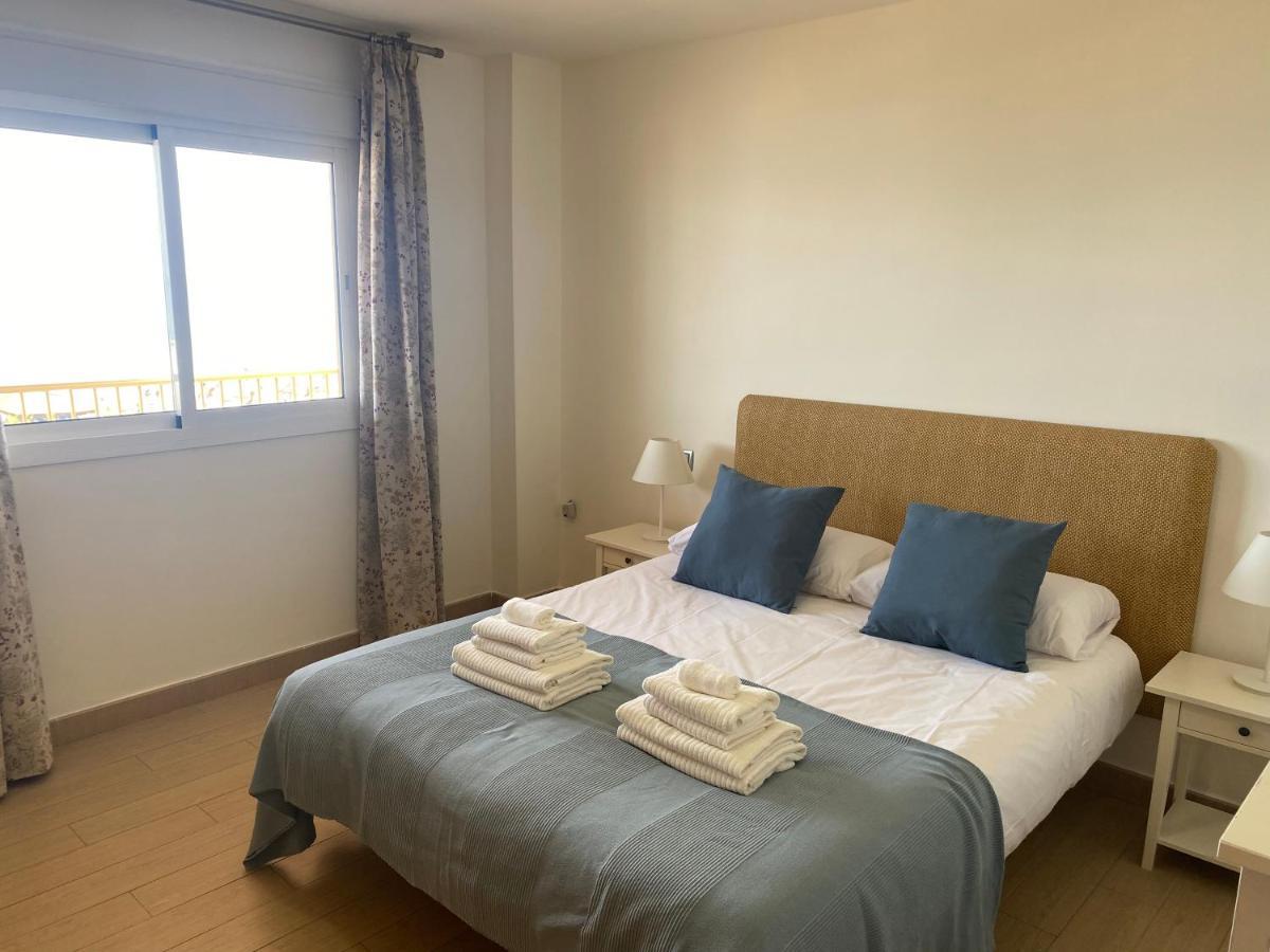 Albamar Frontline Beach Apartment 3 Bedrooms 푸엔히롤라 외부 사진