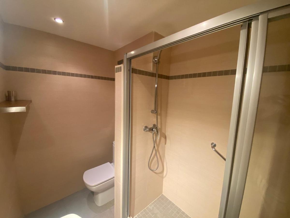 Albamar Frontline Beach Apartment 3 Bedrooms 푸엔히롤라 외부 사진
